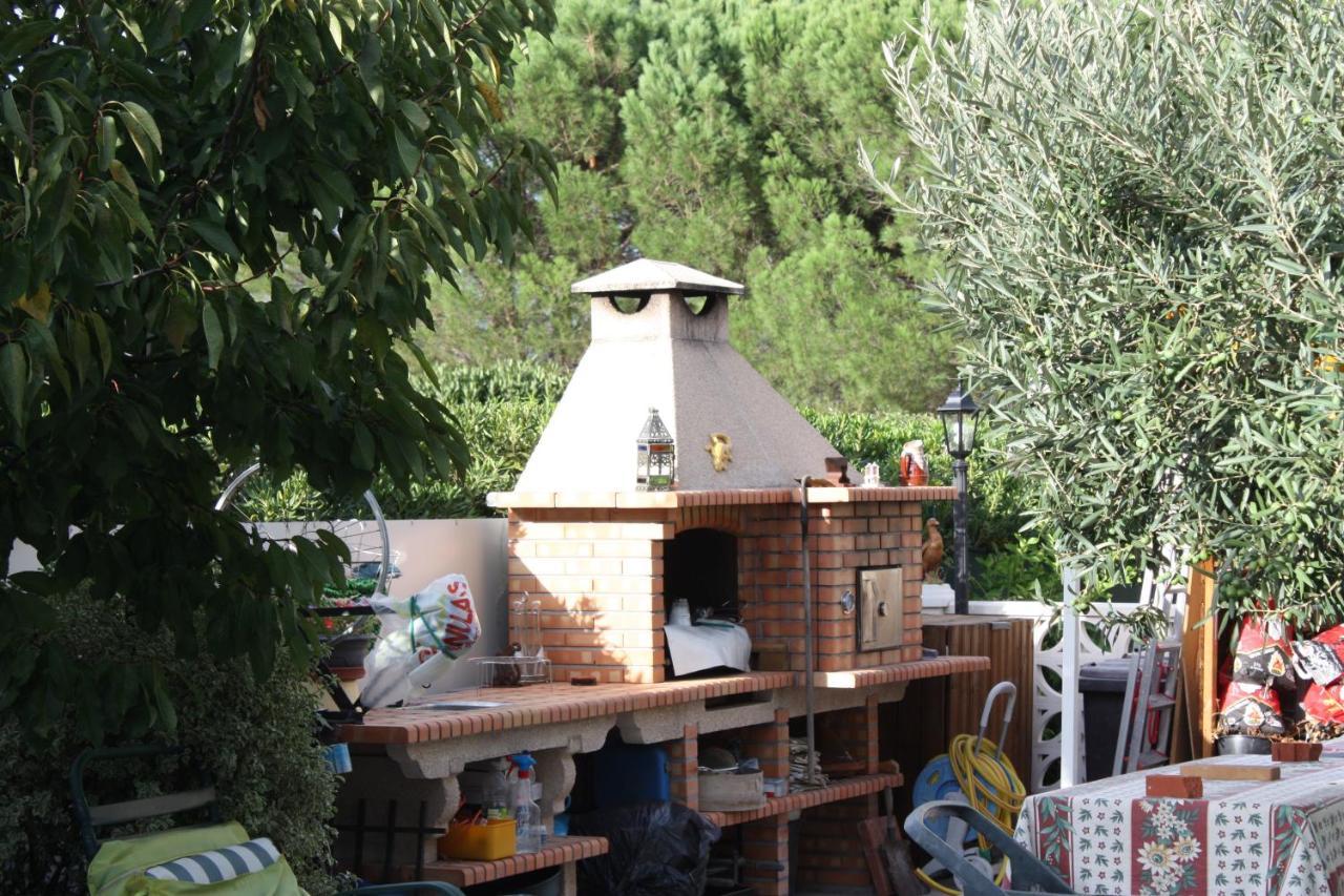 Pavillon Clara Flor Villa Prades  Exterior photo